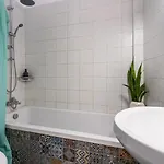 Bluewood Retreat|cozy Vintage 3bdr Heart Apartment