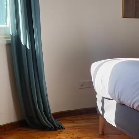 Bluewood Retreat|cozy Vintage 3bdr Heart Apartment Nicosia