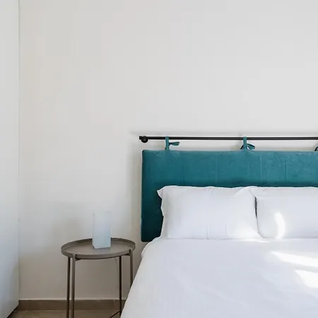 Bluewood Retreat|cozy Vintage 3bdr Heart Lägenhet Nicosia