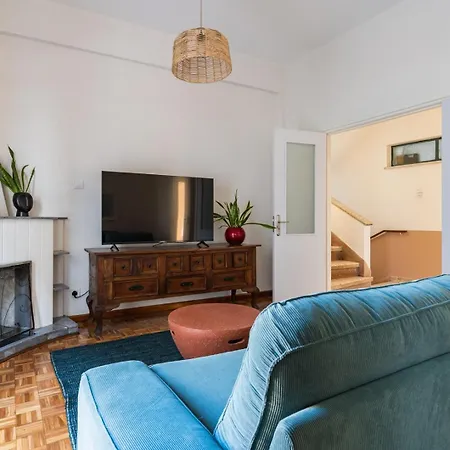 Bluewood Retreat|cozy Vintage 3bdr Heart Appartement Nicosie