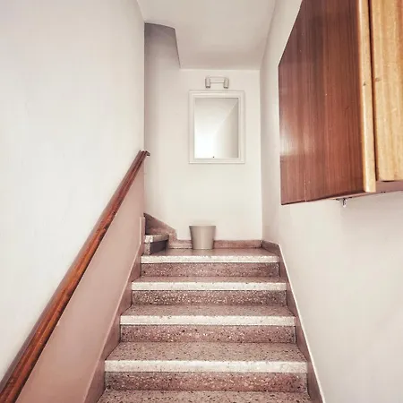 Bluewood Retreat|cozy Vintage 2bdr Heart Apartament Nikozja