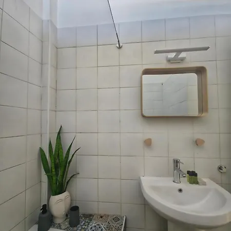 Bluewood Retreat|cozy Vintage 2bdr Heart * Nikozja